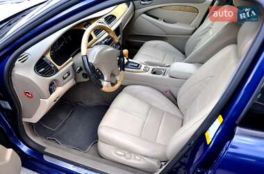 Седан Jaguar S-Type 2001 в Львові
