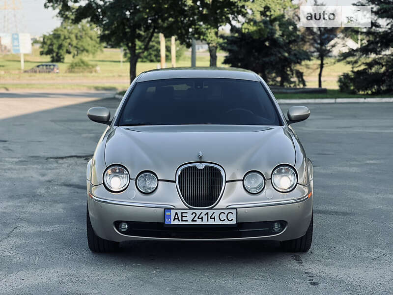 Седан Jaguar S-Type 2005 в Дніпрі