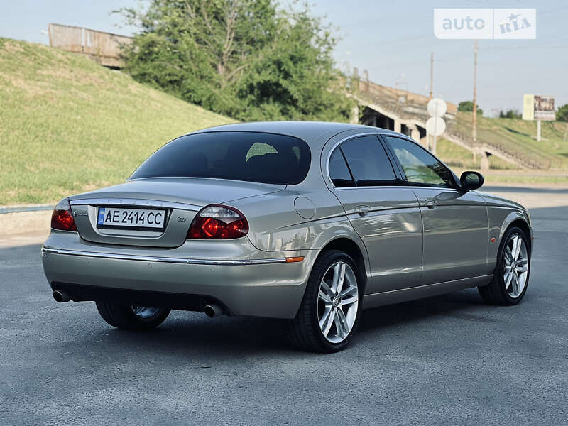 Седан Jaguar S-Type 2005 в Дніпрі