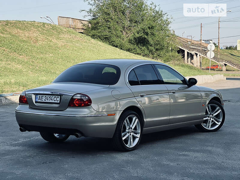 Седан Jaguar S-Type 2005 в Дніпрі