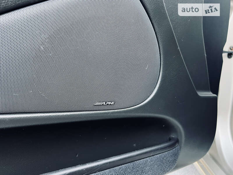 Седан Jaguar S-Type 2005 в Дніпрі