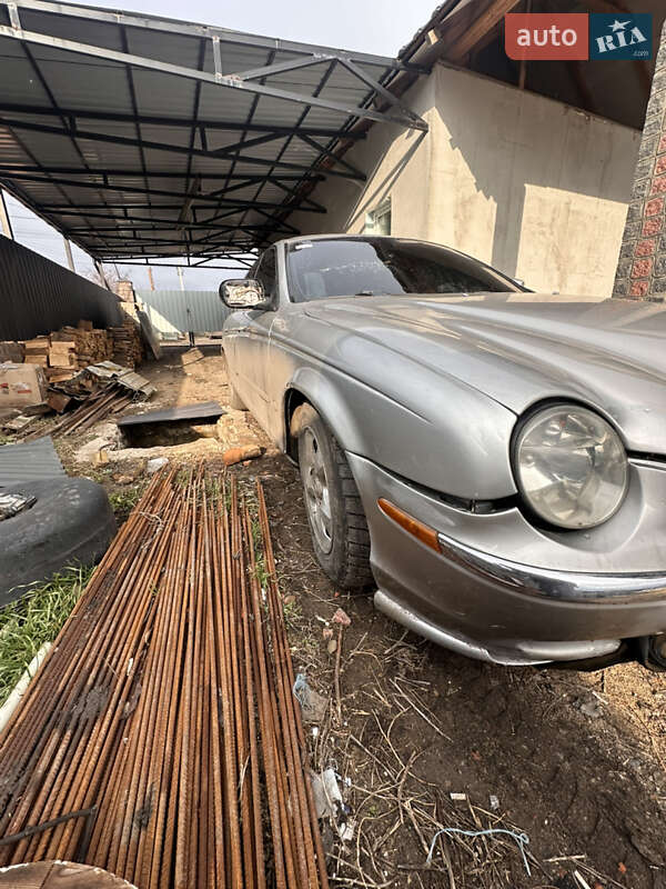 Седан Jaguar S-Type 2001 в Первомайську