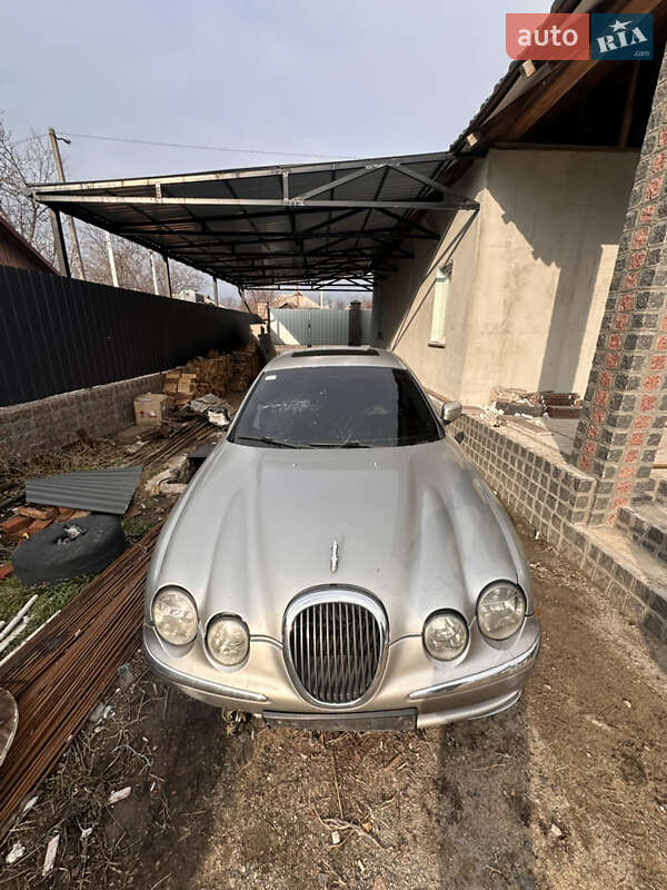 Седан Jaguar S-Type 2001 в Первомайську