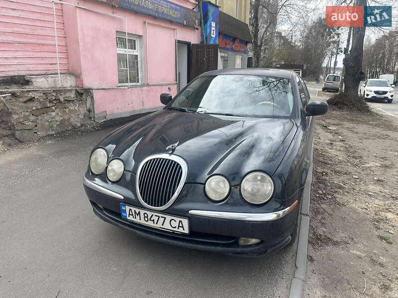 Седан Jaguar S-Type 2000 в Житомире