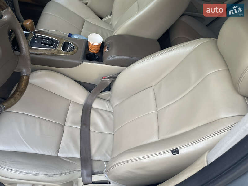 Седан Jaguar S-Type 2004 в Киеве