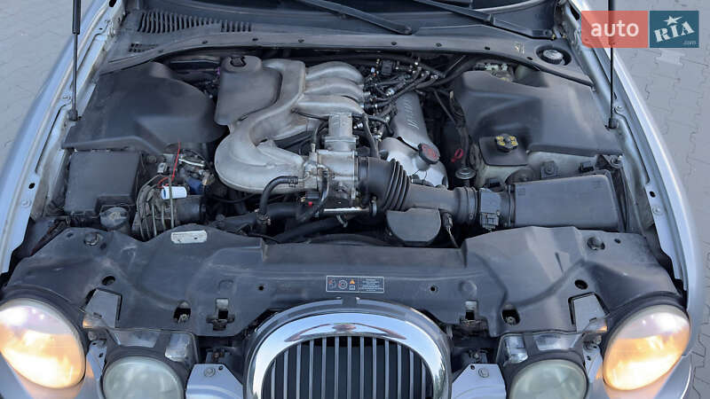 Седан Jaguar S-Type 2000 в Белой Церкви
