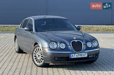 Седан Jaguar S-Type 2005 в 