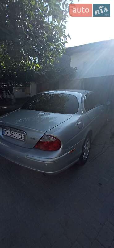 Седан Jaguar S-Type 2002 в Городке