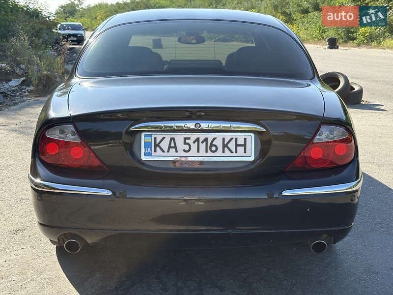 Седан Jaguar S-Type 2000 в Киеве