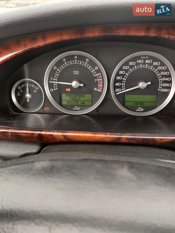 Седан Jaguar S-Type 2004 в Тернополе