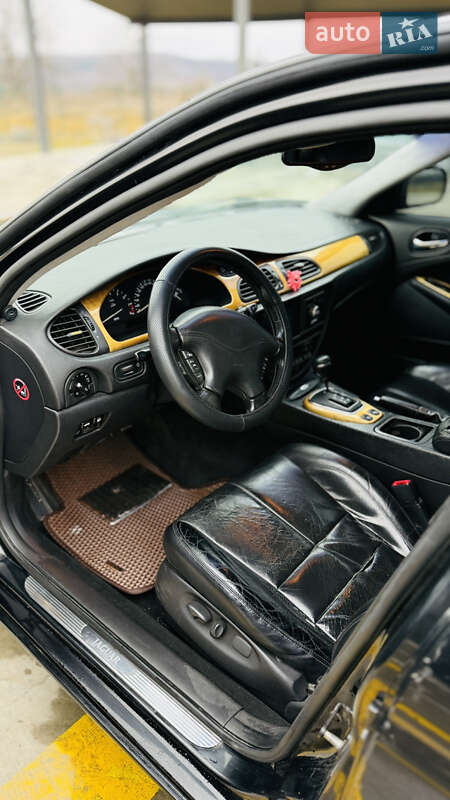 Седан Jaguar S-Type 2000 в Солотвине