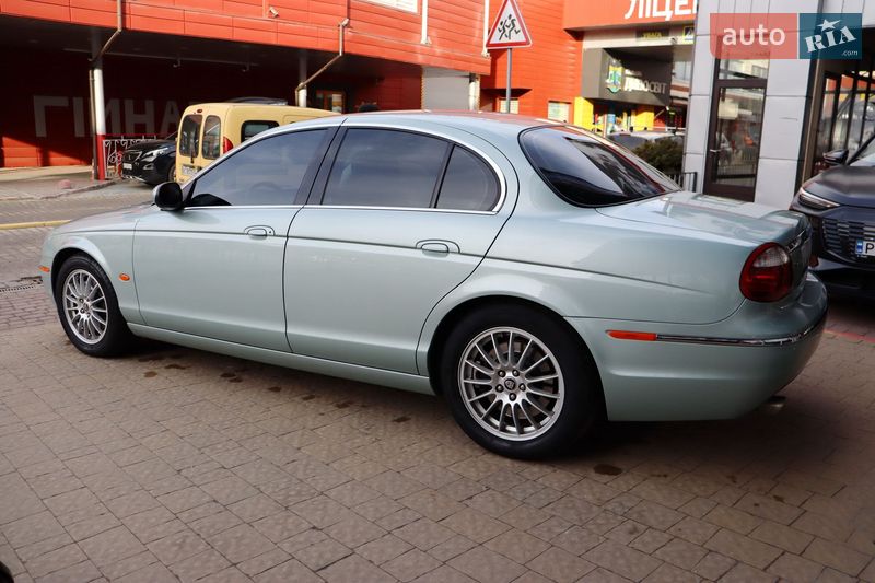 Седан Jaguar S-Type 2006 в Львове