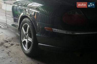Седан Jaguar S-Type 1999 в Лубнах