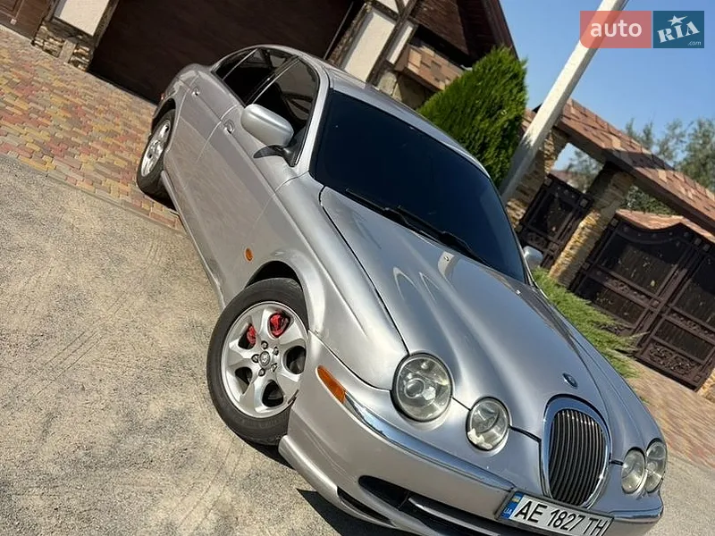 Jaguar S-Type