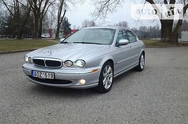 Седан Jaguar X-Type 2002 в Львове