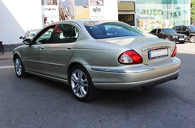 Седан Jaguar X-Type 2006 в Києві