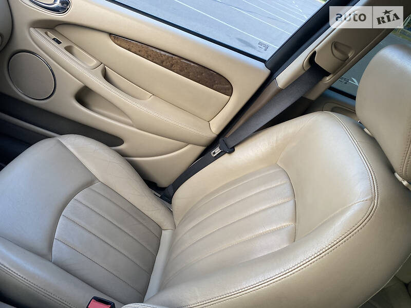 Седан Jaguar X-Type 2008 в Києві