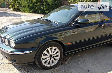 Седан Jaguar X-Type 2001 в Киеве