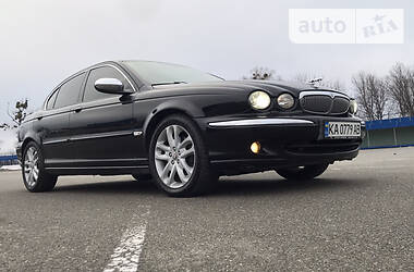 Седан Jaguar X-Type 2006 в Киеве