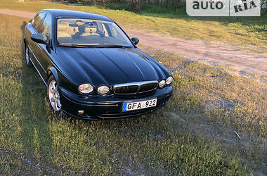 Седан Jaguar X-Type 2003 в Переяславе