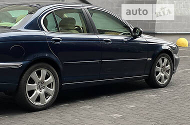 Седан Jaguar X-Type 2006 в 
