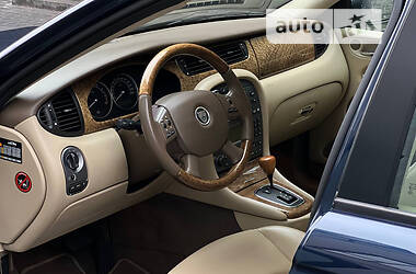Седан Jaguar X-Type 2006 в 