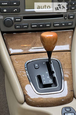 Седан Jaguar X-Type 2006 в 