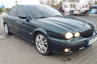 Седан Jaguar X-Type 2002 в Умани