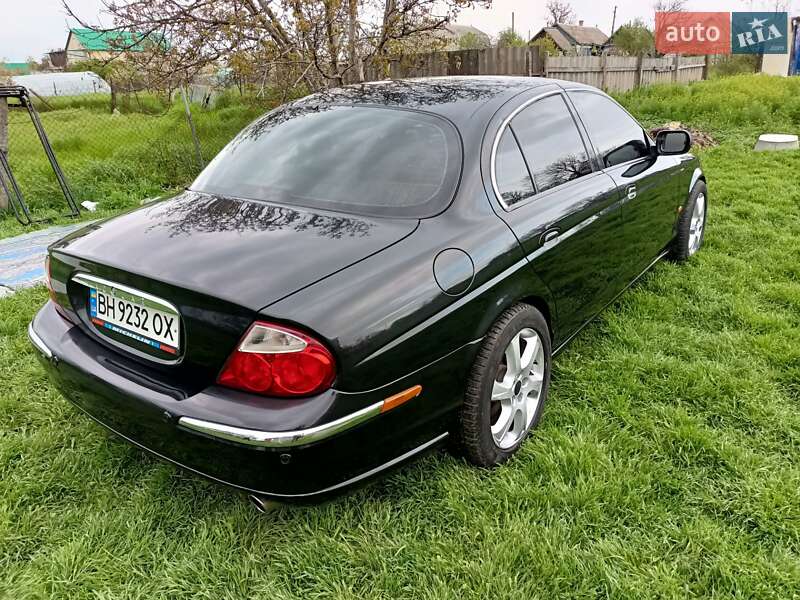 Седан Jaguar X-Type 2001 в Одесі