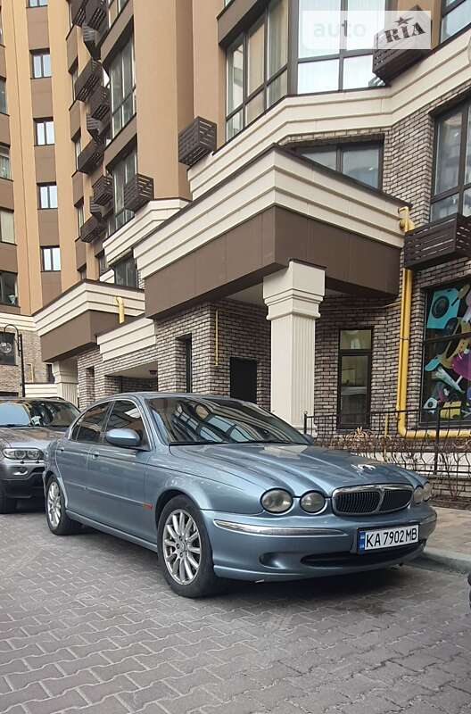 Седан Jaguar X-Type 2002 в Киеве