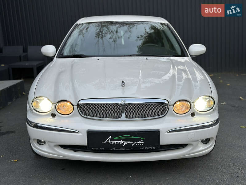 Седан Jaguar X-Type 2008 в Киеве