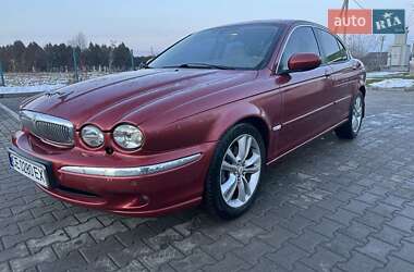 Седан Jaguar X-Type 2006 в Вижнице