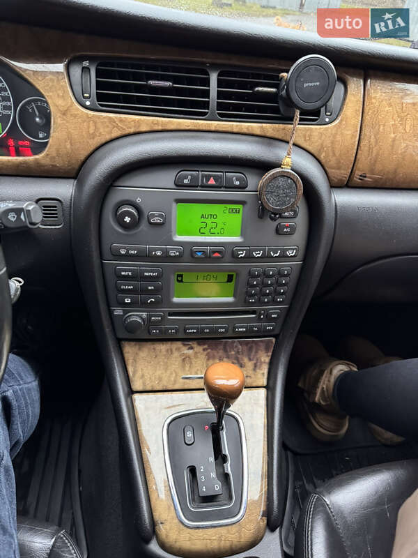 Седан Jaguar X-Type 2007 в Тальном