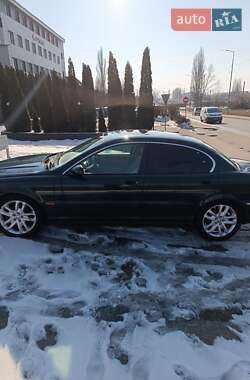 Седан Jaguar X-Type 2001 в 