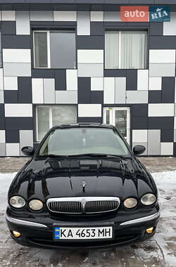 Седан Jaguar X-Type 2003 в Ніжині