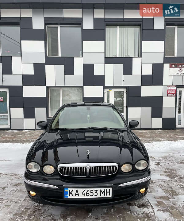 Седан Jaguar X-Type 2003 в 