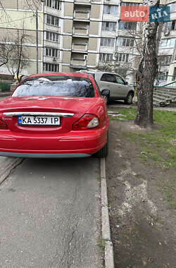 Седан Jaguar X-Type 2004 в 