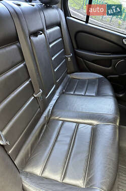 Седан Jaguar X-Type 2004 в 