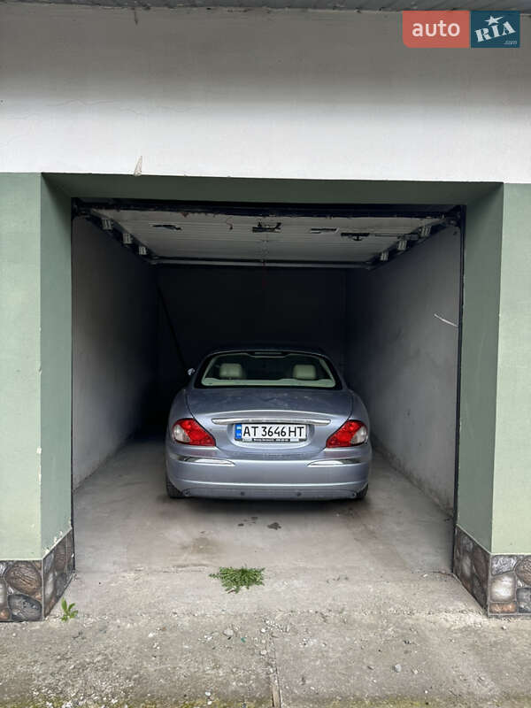 Седан Jaguar X-Type 2007 в Івано-Франківську