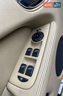 Универсал Jaguar X-Type 2009 в 