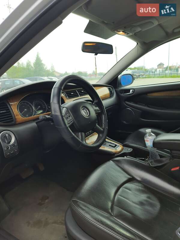 Седан Jaguar X-Type 2006 в Тернополе