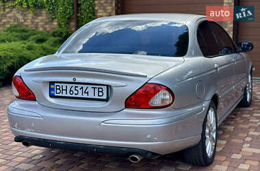 Седан Jaguar X-Type 2001 в 