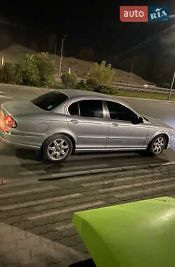 Седан Jaguar X-Type 2006 в 