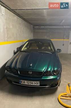 Седан Jaguar X-Type 2009 в 