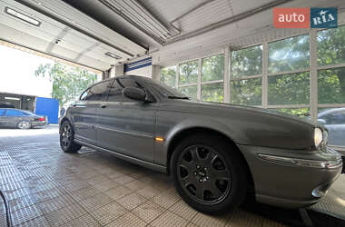 Седан Jaguar X-Type 2002 в 