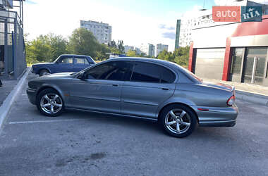 Седан Jaguar X-Type 2002 в 