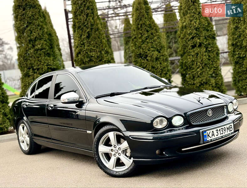 Седан Jaguar X-Type 2008 в Глевахе