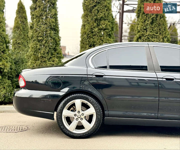Седан Jaguar X-Type 2008 в Глевахе