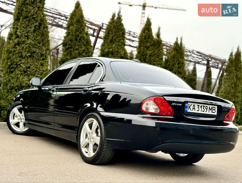 Седан Jaguar X-Type 2008 в Глевахе