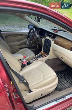 Седан Jaguar X-Type 2006 в 